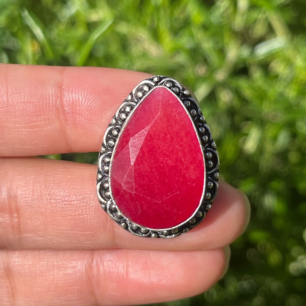 Size 9 925 silver plated hot pink simulated ruby ring 2277